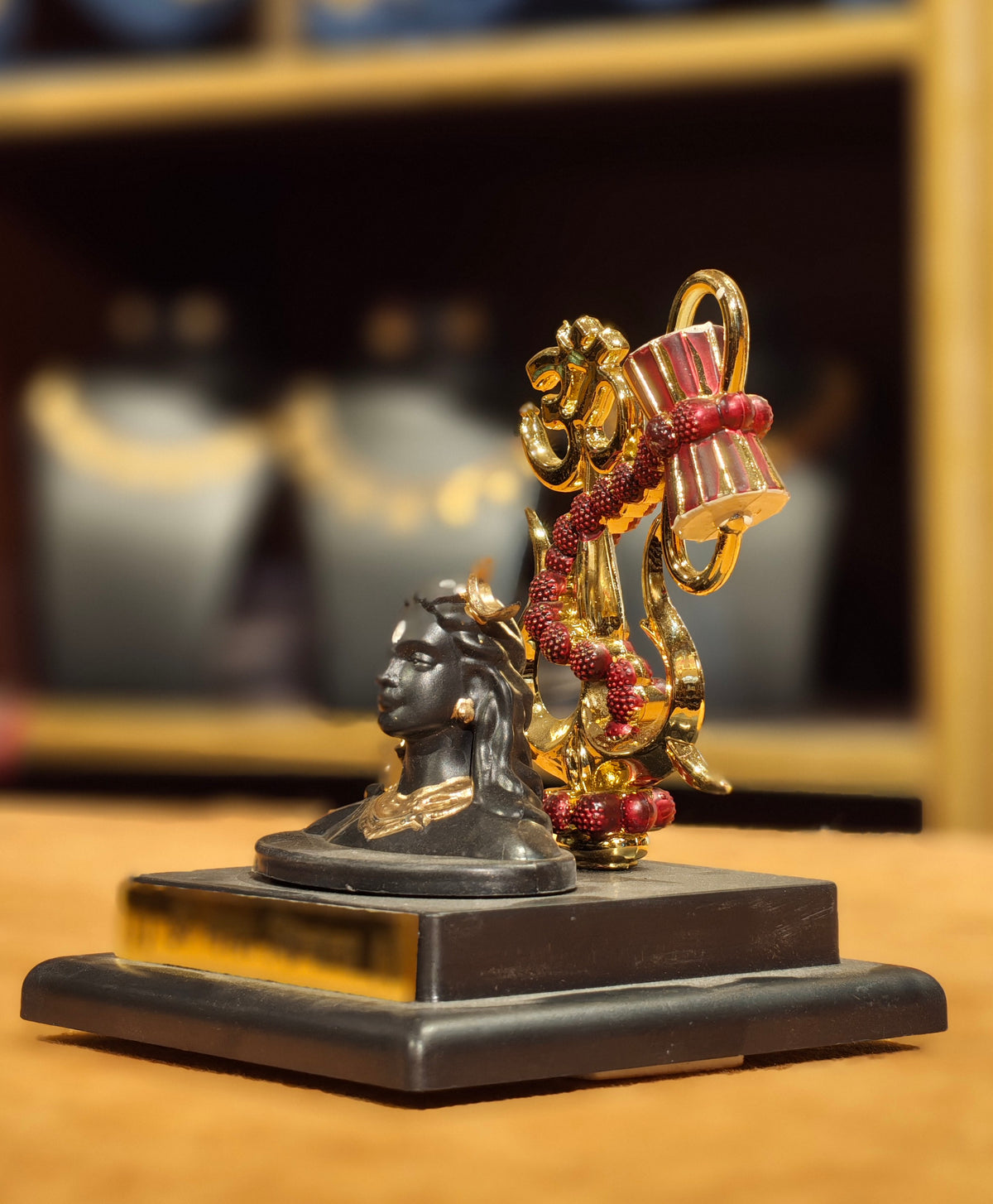 Adiyogi Shiva Bust Idol with Golden Trishul & Damru – Car Dashboard & Mandir Figurine