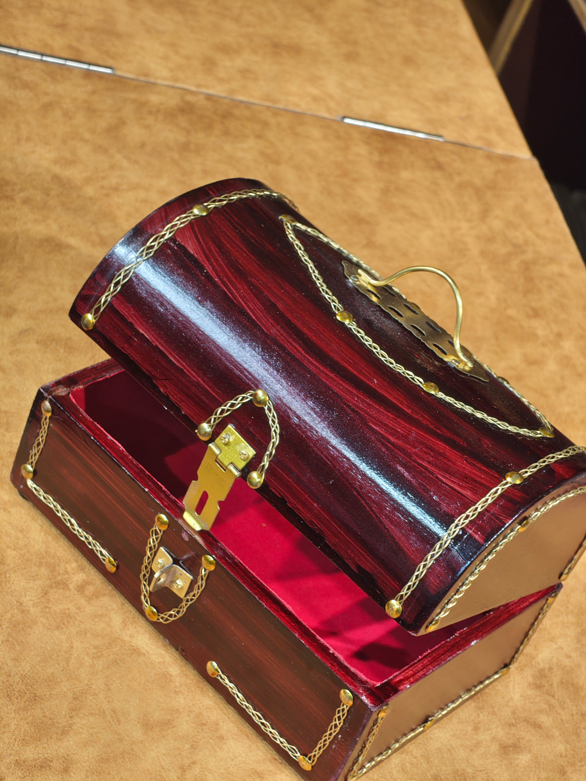 Handcrafted Vintage Wooden Treasure Chest Jewelry Box – Dome-Lid Keepsake Box with Brass Wire Inlay & Crimson Velvet Lining