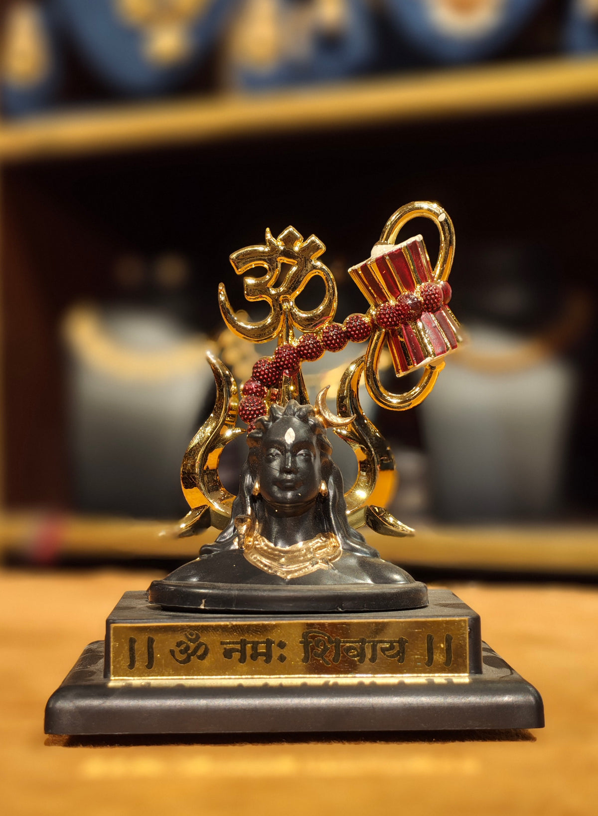 Adiyogi Shiva Bust Idol with Golden Trishul & Damru – Car Dashboard & Mandir Figurine