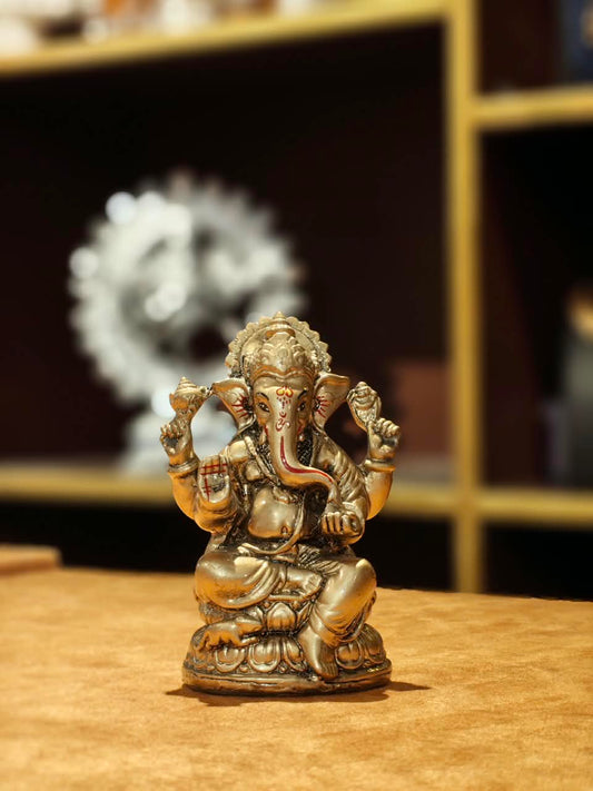 Antique Brass Finish Lord Ganesha Idol – Handcrafted Hindu Deity Statue for Home Mandir, Office Desk & Gifting